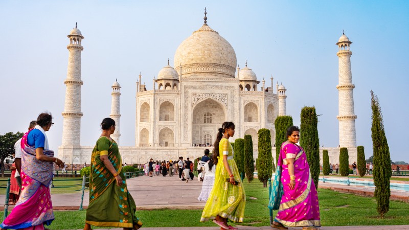 Agra med sightseeing og videre til Delhi