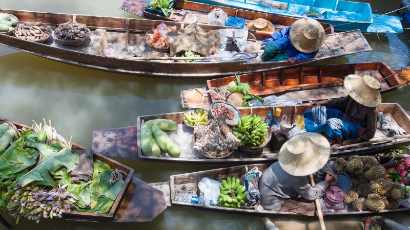 Bangkoks hydepunkter  Maeklong, Damnoen & Grand Palace