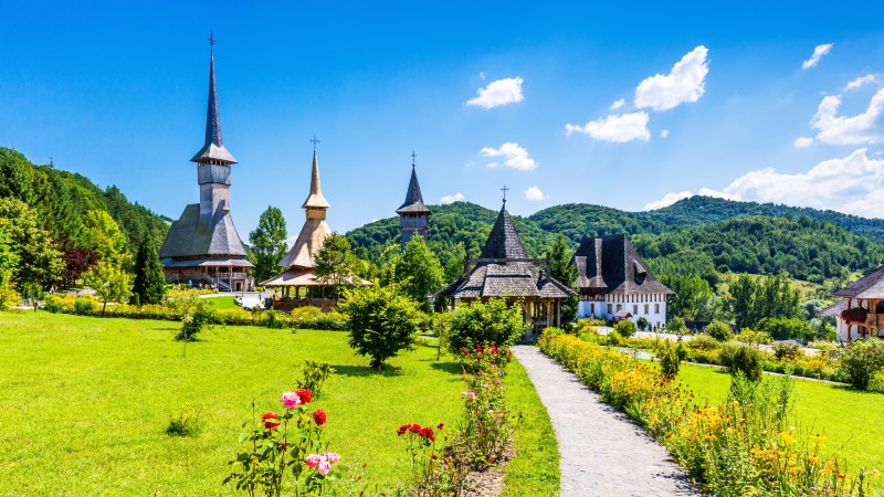 Gamle trekirker og bygninger i Barsana, Maramures