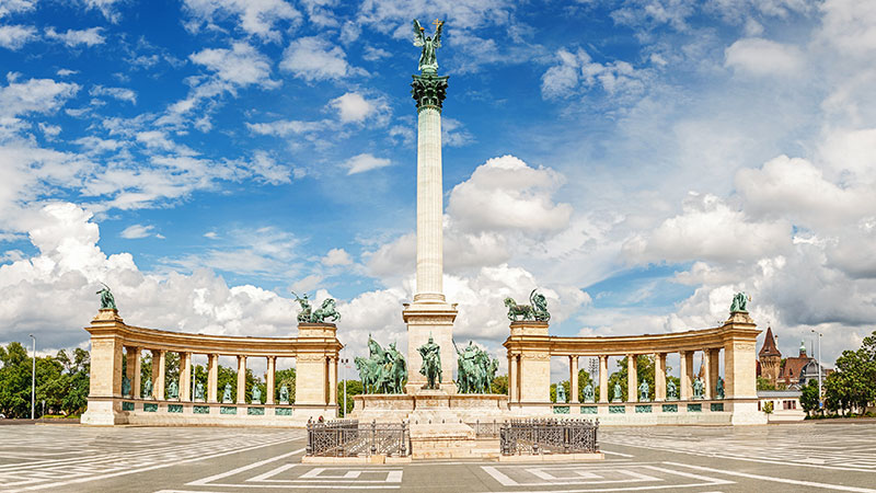 Helteplassen, Budapest