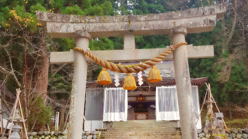Torii gate i Takayama
