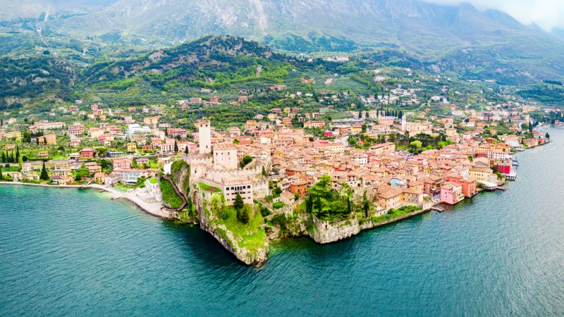 Malcesine  bygninger og sjø