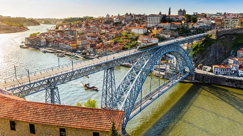 Porto og Dom Luis I-broen over Douro