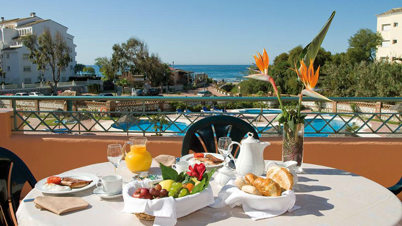 Frokost p Marbella Beach Resort